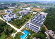 中國一大學(xué)建光伏電站掙3000萬 卻1分不要！