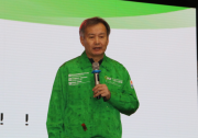皇明集團(tuán)董事長(zhǎng)黃鳴：靠政策、靠補(bǔ)貼那叫什么本事？ 要靠自己上萬(wàn)員工和經(jīng)銷(xiāo)商