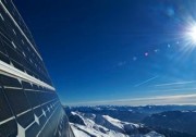 機(jī)場也要發(fā)展可再生能源 太陽能供電最可行