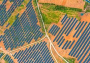 動力強勁！天合光能助力國能長源200MW“光伏?！辈⒕W(wǎng)發(fā)電！
